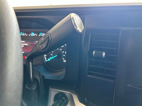Used 2025 Ford F350 XLT w/ FX4 Off-Road Package AWD/4WD image 9