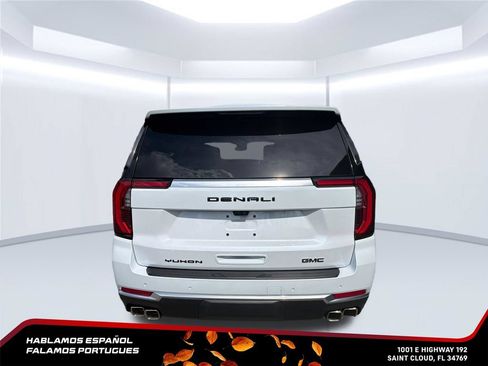 New 2026 GMC Yukon XL Denali w/ Denali Reserve Package AWD/4WD image 4