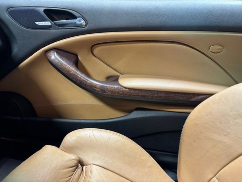 Used 2004 BMW 330Ci Coupe image 19