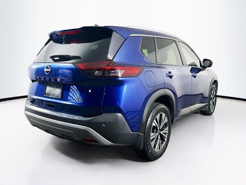 Used 2023 Nissan Rogue SV w/ SV Premium B Package FWD image 9