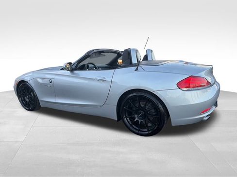 Used 2011 BMW Z4 sDrive35i image 14
