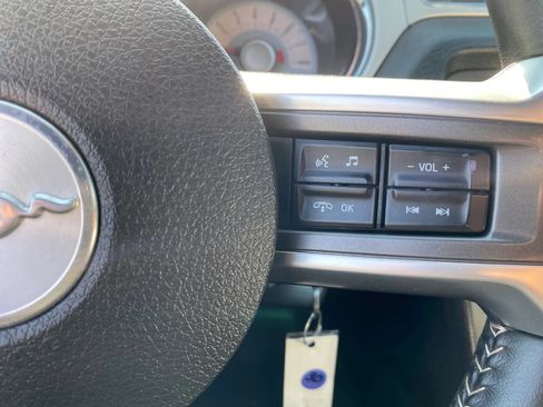 Used 2011 Ford Mustang GT Premium w/ Comfort Pkg RWD image 15