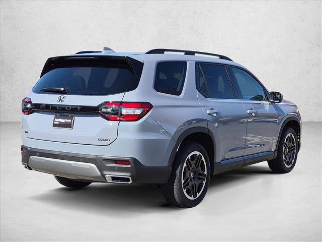 New 2026 Honda Pilot image 2