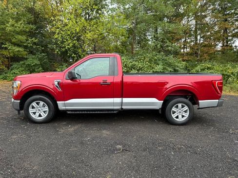 Used 2021 Ford F150 XLT image 2