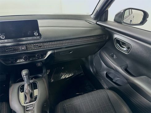 Used 2024 Honda HR-V Sport image 19