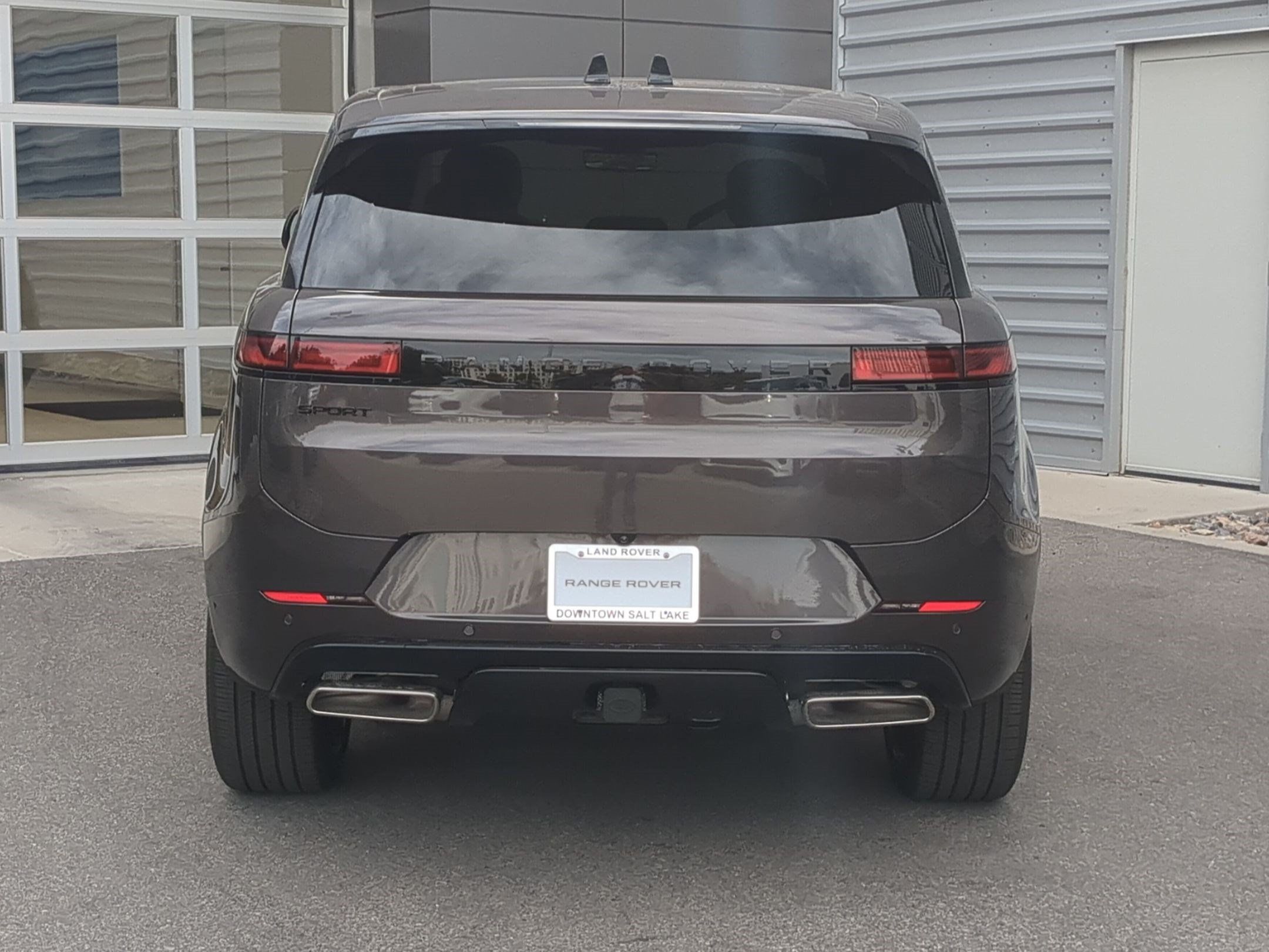 New 2026 Land Rover Range Rover Sport Dynamic SE AWD/4WD image 6