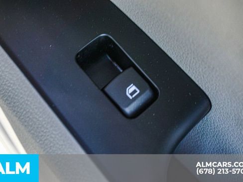 Used 2025 Kia Soul LX FWD image 52