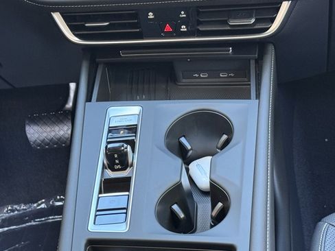 New 2026 Volkswagen Atlas SE image 26