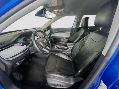 Used 2022 Jeep Compass Latitude AWD/4WD image 13