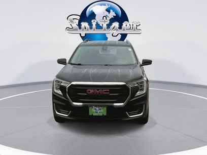 Used 2023 GMC Terrain SLE w/ Driver Convenience Package