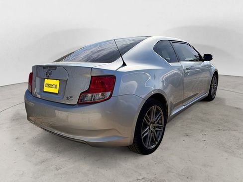Used 2012 Scion tC FWD image 4