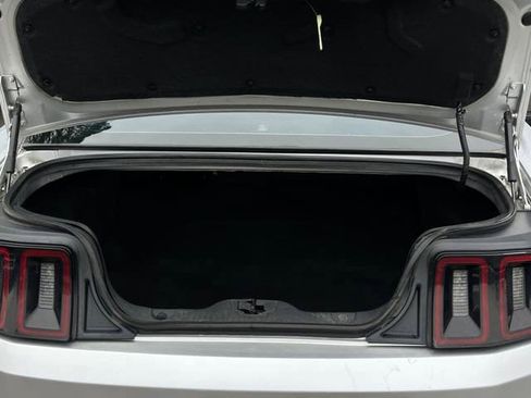 Used 2013 Ford Mustang Coupe RWD image 24