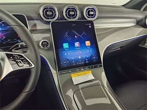 Certified 2025 Mercedes-Benz GLC 300 4MATIC image 57