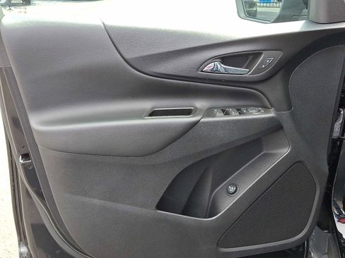 Used 2023 Chevrolet Equinox LT AWD/4WD image 13