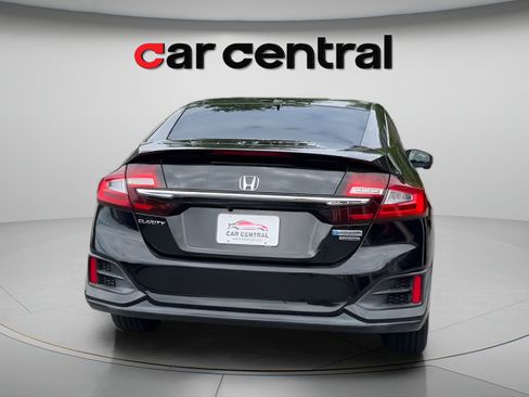 Used 2018 Honda Clarity Touring image 4