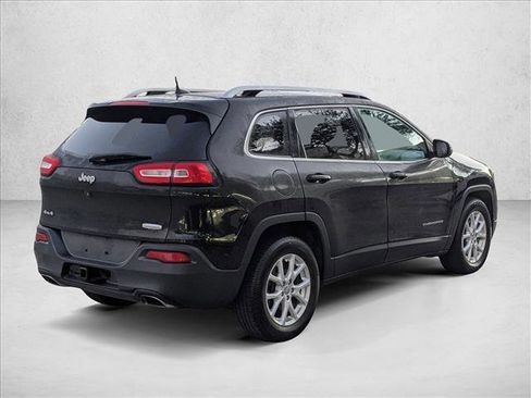 Used 2017 Jeep Cherokee Latitude w/ Trailer Tow Group image 5