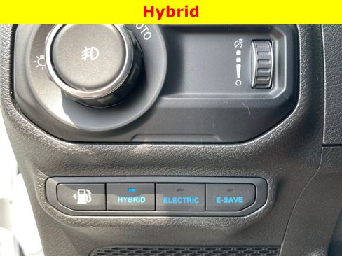 Used 2023 Jeep Wrangler Unlimited w/ 8.4" Radio Group AWD/4WD image 18