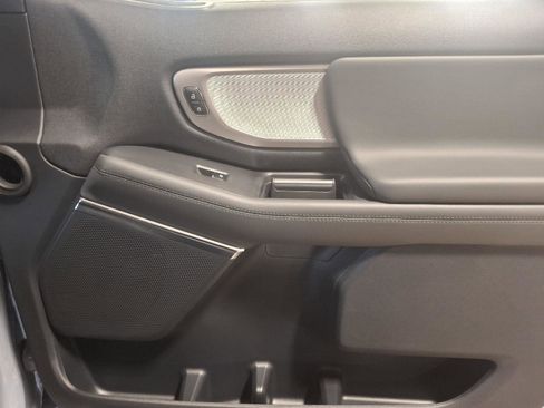 New 2026 Ford Expedition Active AWD/4WD image 12