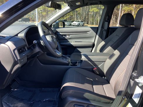 Used 2025 Honda CR-V Sport image 16