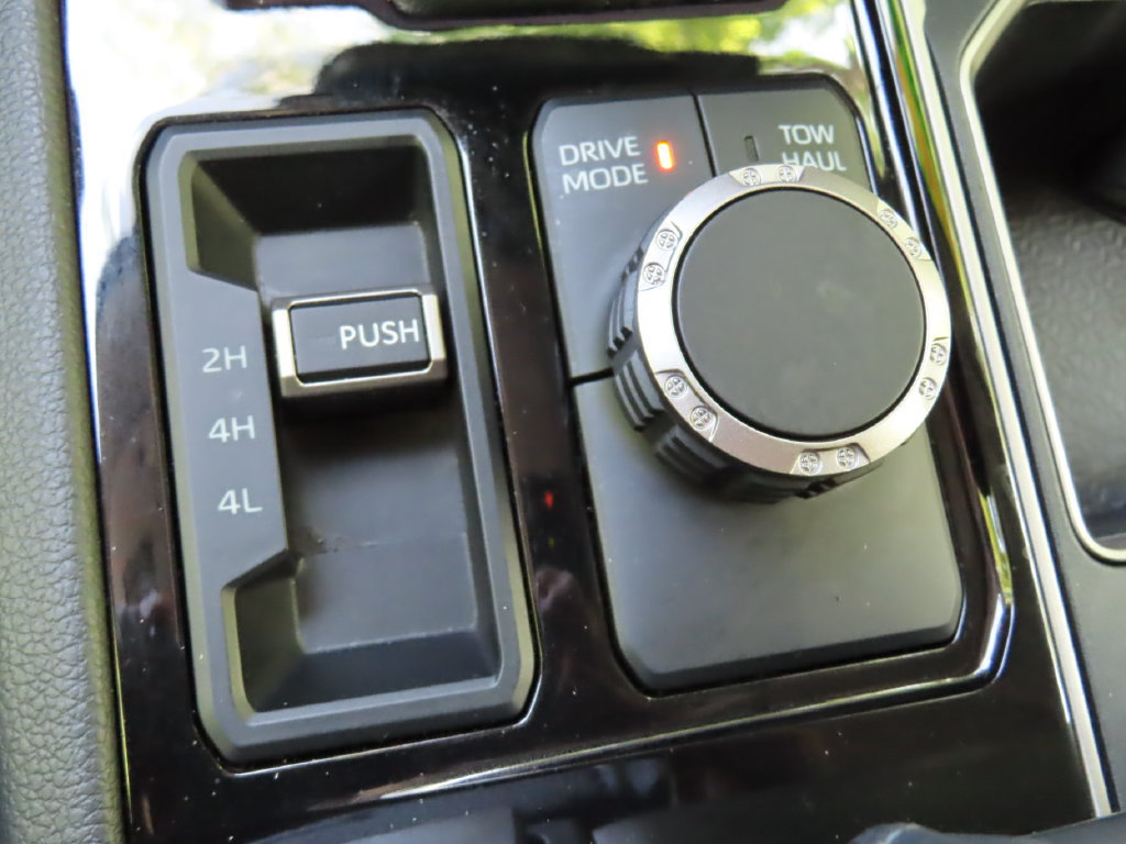 Used 2024 Toyota Tundra Limited AWD/4WD image 14