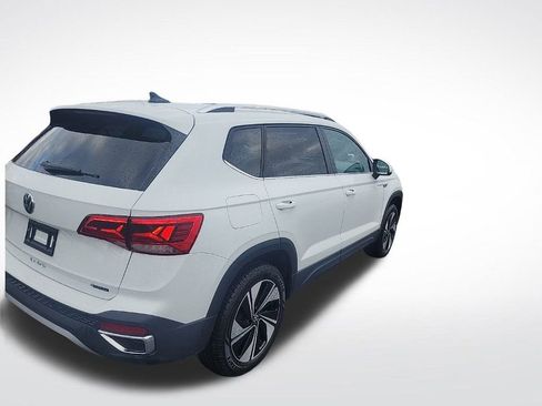 Used 2024 Volkswagen Taos SE image 7