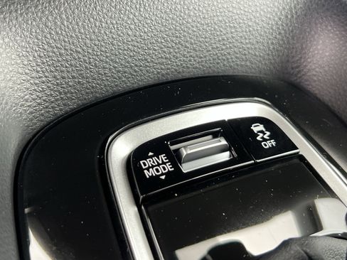 New 2026 Toyota Corolla SE image 25