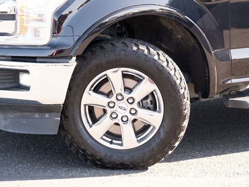 Used 2019 Ford F150 Lariat w/ Equipment Group 502A Luxury AWD/4WD image 23