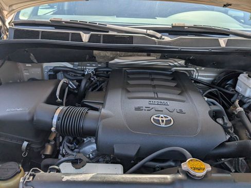 Used 2013 Toyota Sequoia Platinum RWD image 28