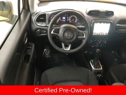 Certified 2023 Jeep Renegade Latitude image 27