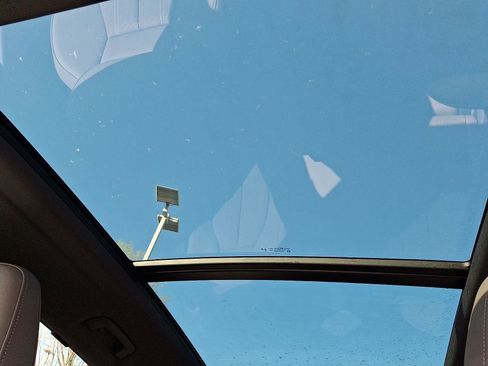 Used 2025 Audi Q5 Premium Plus w/ Premium Plus image 14