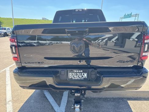 Used 2021 RAM 2500 Limited AWD/4WD image 10