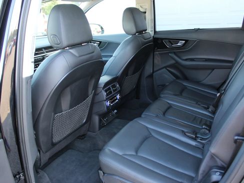 Used 2017 Audi Q7 3.0T Premium Plus AWD/4WD image 19