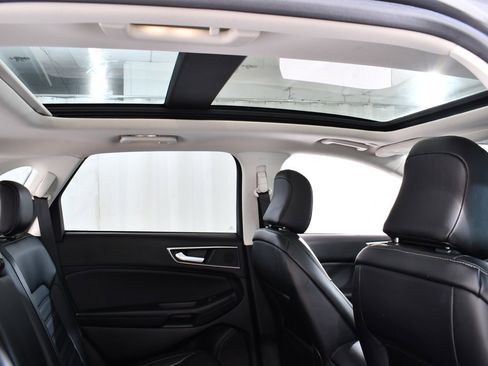 Used 2023 Ford Edge SEL w/ Convenience Package image 18