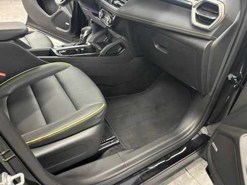 Used 2025 Chevrolet TrailBlazer ACTIV w/ Convenience Package FWD image 40
