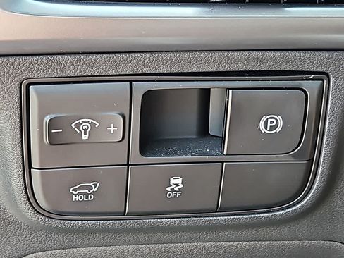 Used 2025 Hyundai Tucson Limited AWD/4WD image 26