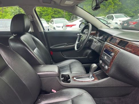 Used 2016 Chevrolet Impala LTZ FWD image 32