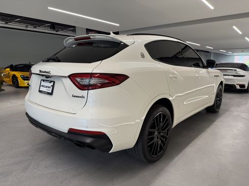 Used 2019 Maserati Levante S GranSport AWD/4WD image 5