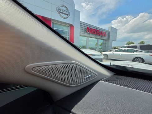 Certified 2025 Nissan Murano SL w/ Cargo Package AWD/4WD image 32