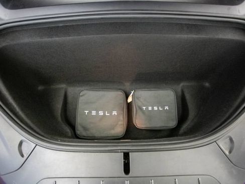 Used 2022 Tesla Model X Plaid AWD/4WD image 13