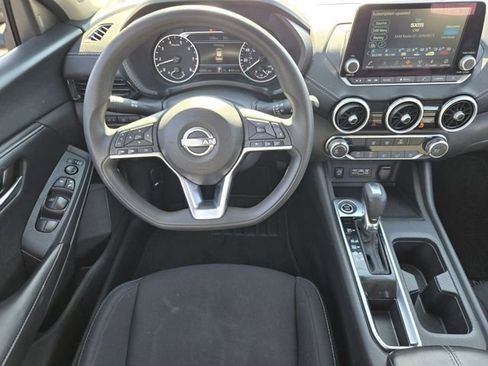 Used 2024 Nissan Sentra SV FWD image 12