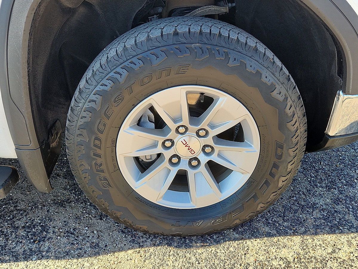 Used 2022 GMC Sierra 1500 SLE AWD/4WD image 7