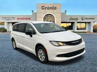 New 2025 Chrysler Voyager LX