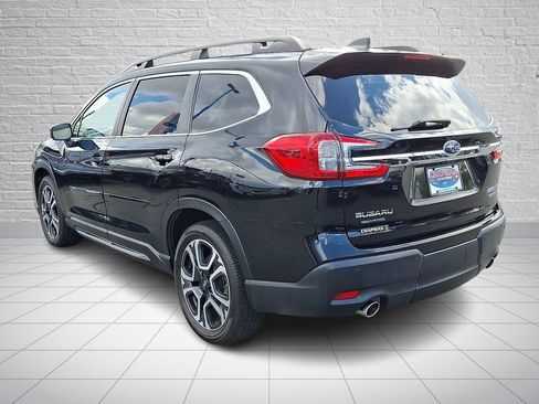 Used 2023 Subaru Ascent Limited AWD/4WD image 6