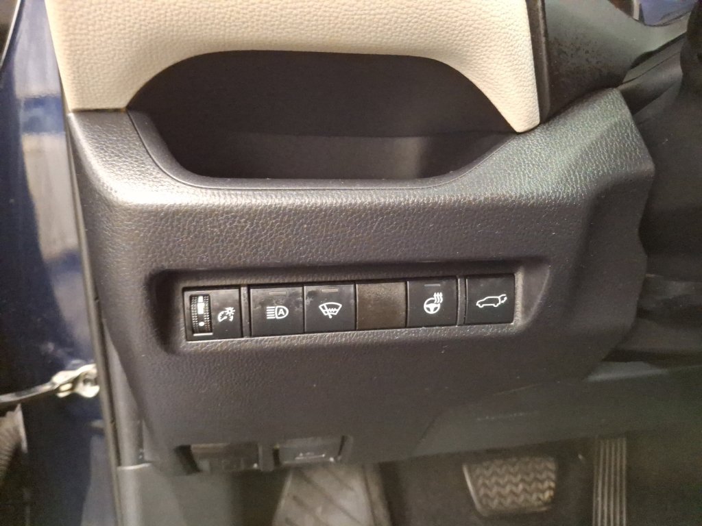Used 2019 Toyota RAV4 XLE w/ Convenience Package AWD/4WD image 22
