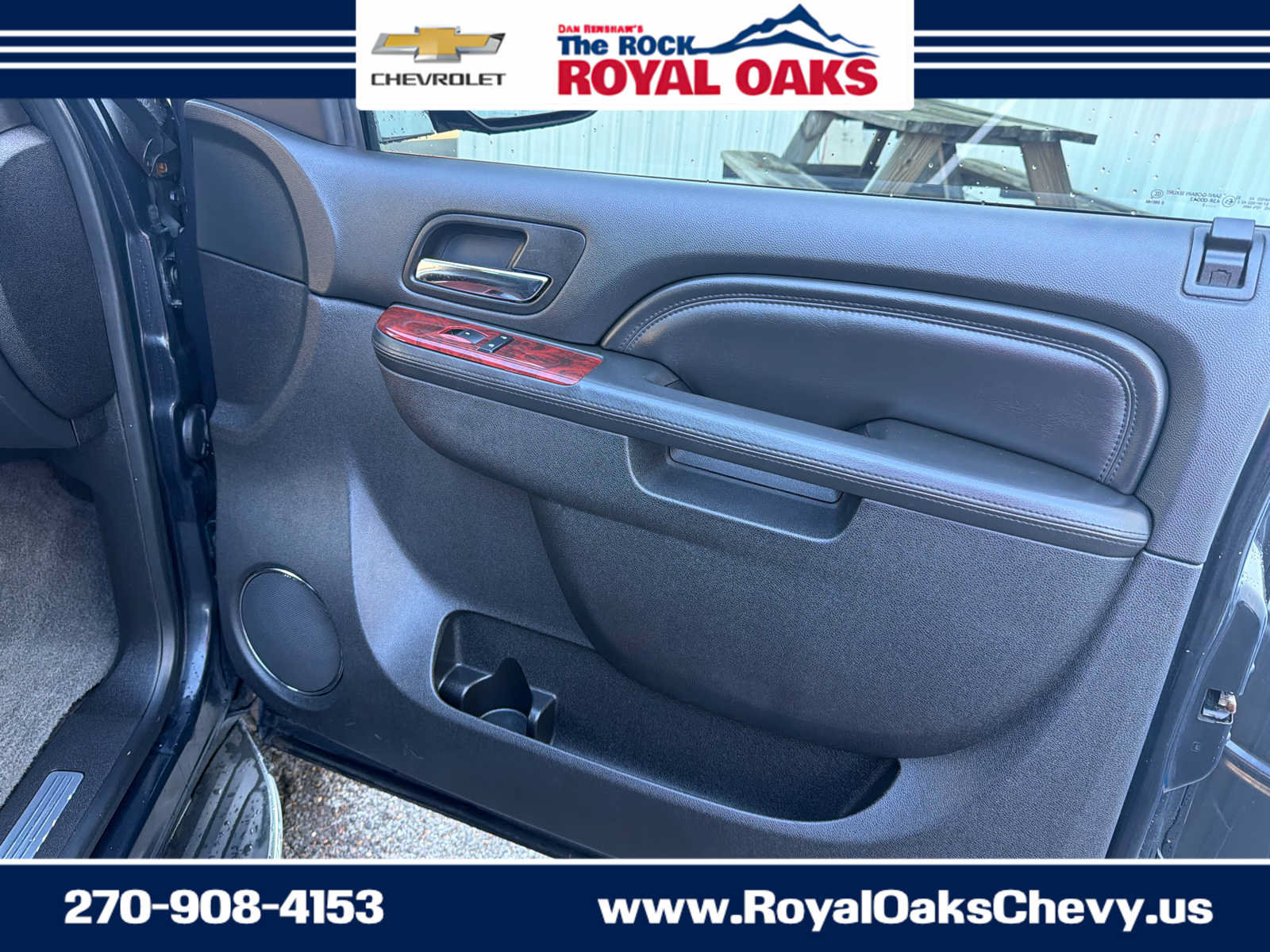 Used 2012 Cadillac Escalade Luxury AWD/4WD image 36