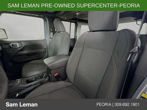 Used 2025 Jeep Wrangler Unlimited Sahara w/ Safety Group image 20