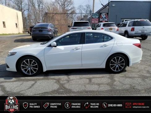 Used 2017 Acura TLX w/ Technology Package FWD image 9