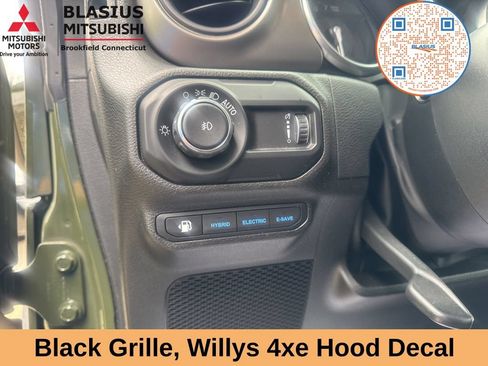 Used 2023 Jeep Wrangler Unlimited w/ Cold Weather Group AWD/4WD image 26