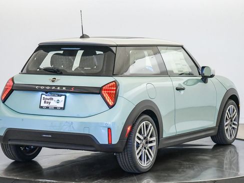 New 2026 MINI Cooper S FWD image 5