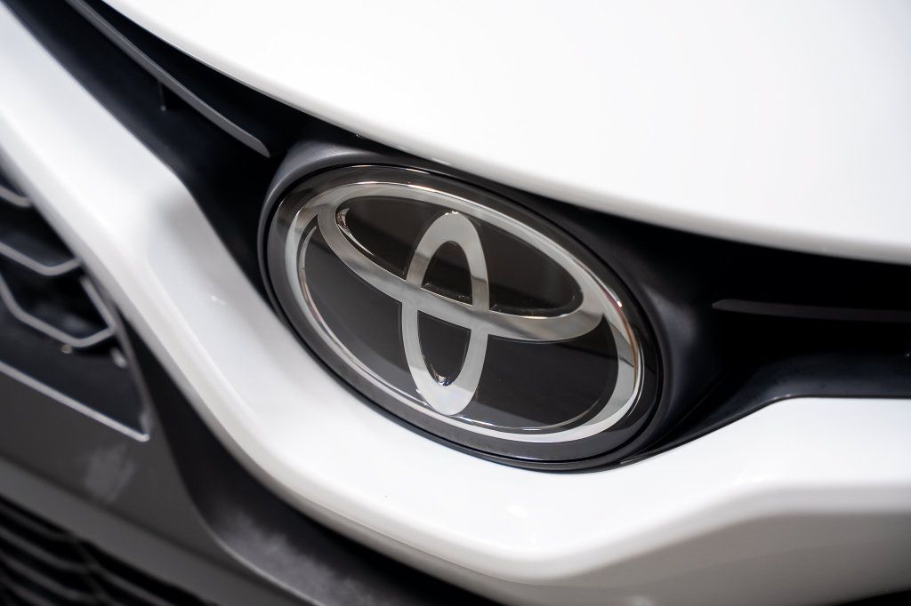 Used 2024 Toyota Camry SE FWD image 21